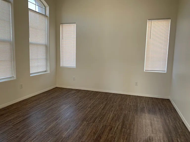 8084 Tolbooth St — Photo 2