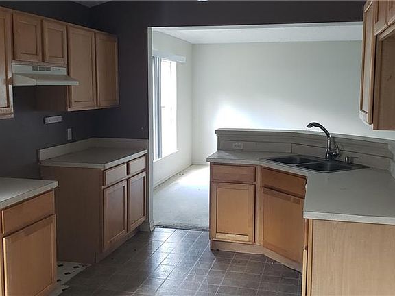 5th image of 10428 Maronda Dr