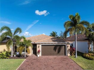 1911 SW Jamesport Dr, Port Saint Lucie, FL 34953