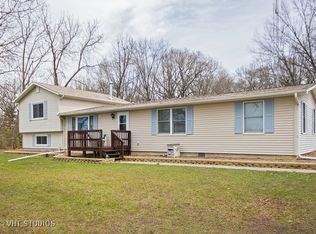 36143 Irish Ln, Wilmington, IL 60481