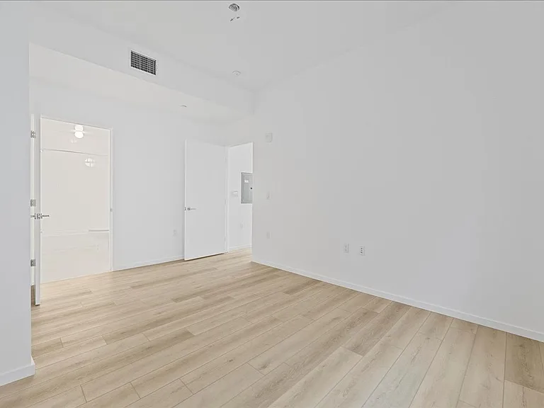 636 N. Juanita Ave, Los Angeles, CA 90004 — Photo 14