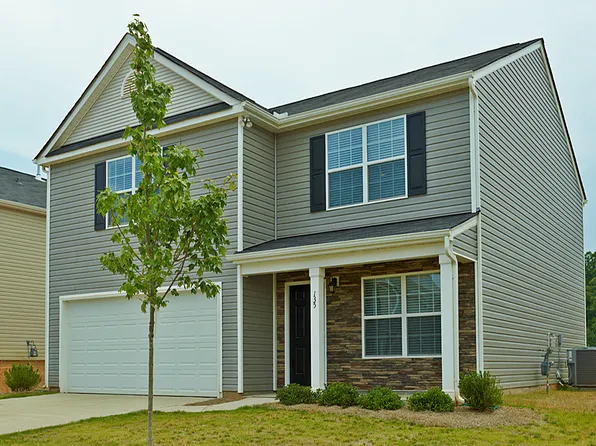 800 S Brighton Ridge Ct, Wellford, SC 29385