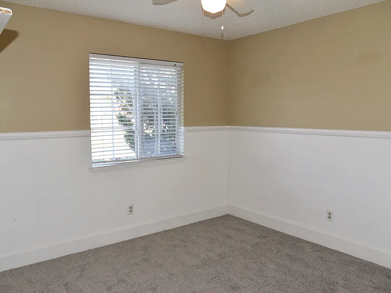 7025 Blalock Dr — Photo 18
