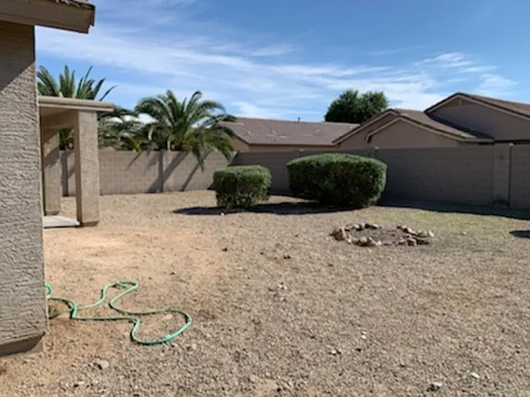 1111 E Chelsea Dr — Photo 3