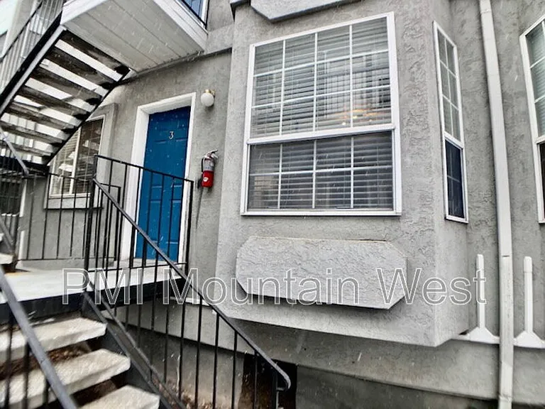 567 N 200 E #3 — Photo 3
