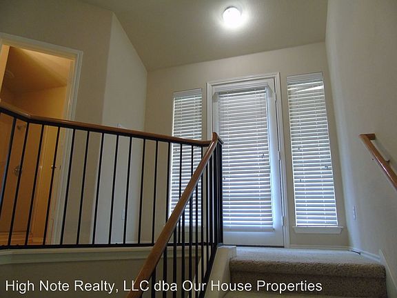 5th image of 1310 W Parmer Ln APT 1201