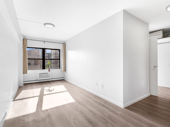 200 Bowery APT 8C