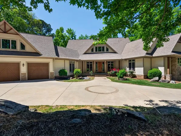 1154 Hunter Rd, Cataula, GA 31804