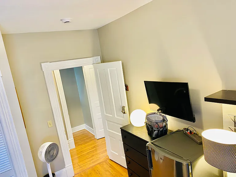 42 Isabel St W — Photo 33