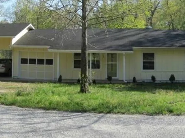 35 Saddletree Rd, Camden, TN 38320