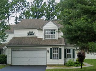 5 Malibu Hl, Rensselaer, NY 12144