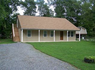 847 Mattox Ave, Colonial Beach, VA 22443