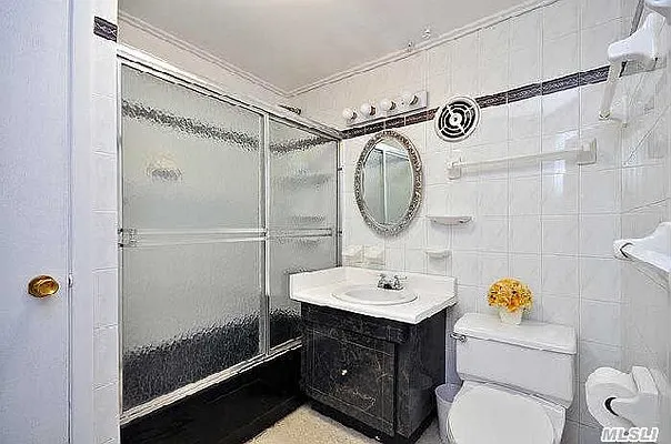 Rented by NYC Living Well Realty LLC | media 37