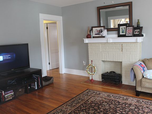 from front door to living 