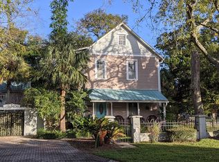 530 S 6th St, Fernandina Beach, FL 32034