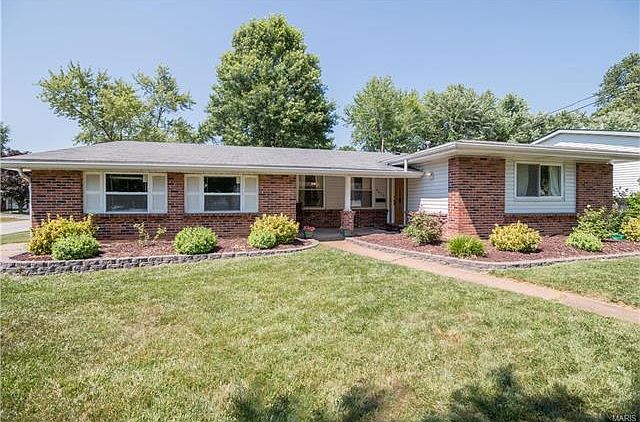 1st image of 2571 Nathan Dr
