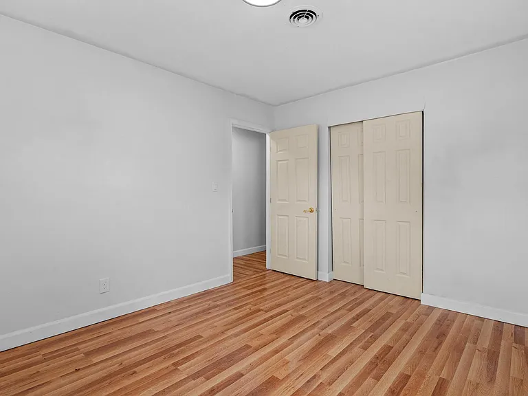 4441 Marlowe St — Photo 21