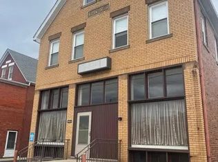 29522 Euclid Ave APT 3, Wickliffe, OH 44092