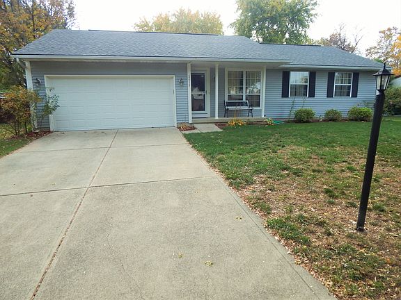 2nd image of 2413 Dorothy Ln