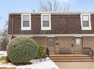 91 Devonshire Ct, Hillsborough Twp., NJ 08844