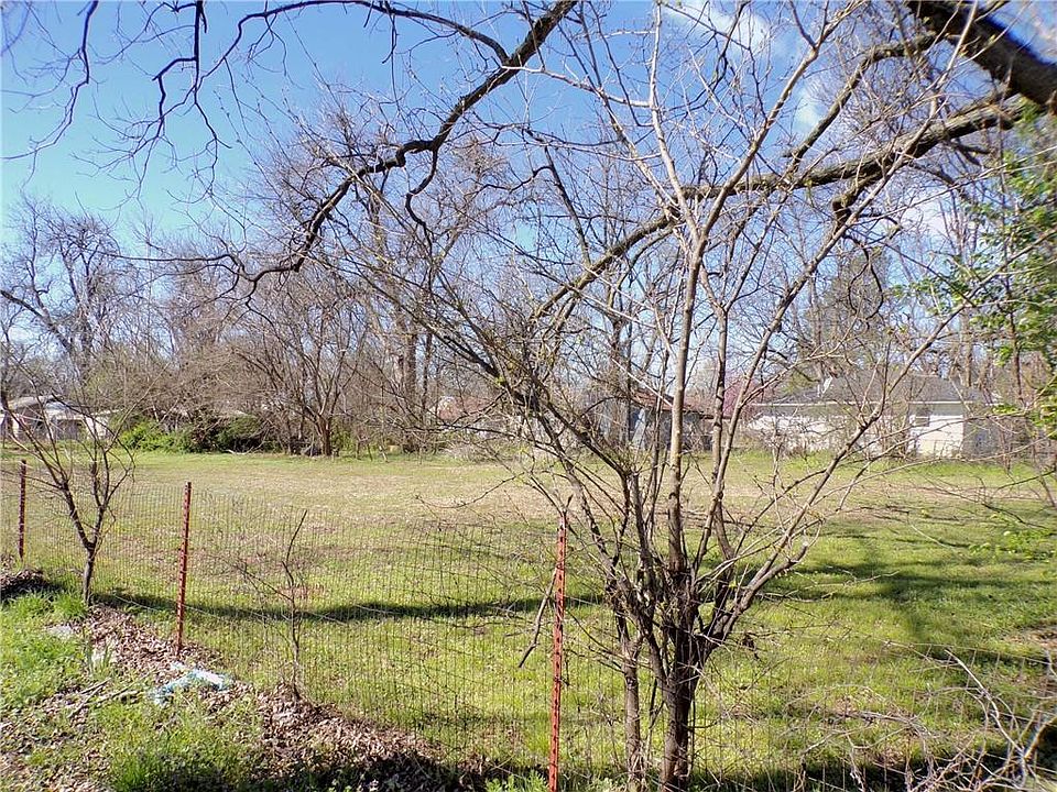 2nd image of 0 Washington St Lot 3 & 4