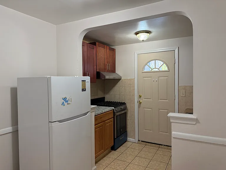 1060 Neill Ave #B — Photo 6