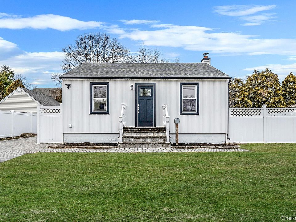 1st image of 24 Forest Avenue