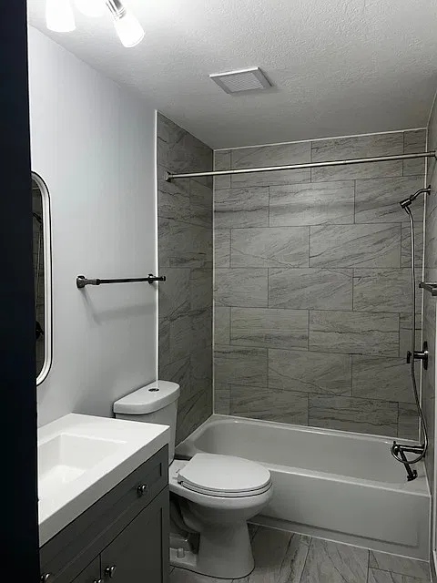 2 bed, 1000 sqft, $1,600 — Photo 4