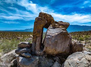 328 W Granite Gorge Dr, Oro Valley, AZ 85755