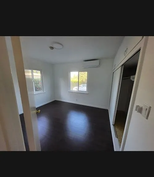 934 N Lake Ave #5 — Photo 7