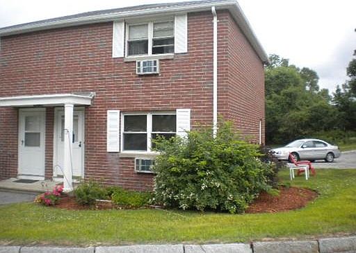 1st image of 17 Village Green Dr
