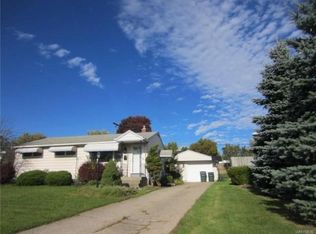 55 George St, Depew, NY 14043