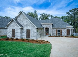 427 Julee Cir, Brandon, MS 39042