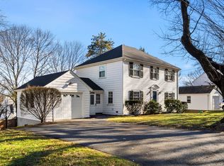 38 Fox Rd, Wakefield, MA 01880