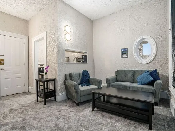 323 Woodward Ave #5, Kalamazoo, MI 49007