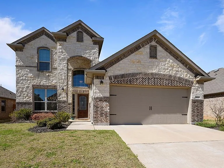 16609 Amistad Ave — Photo 3