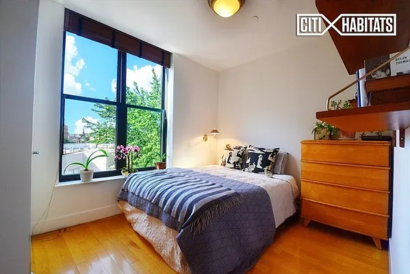 Sold by Citi Habitats | media 20