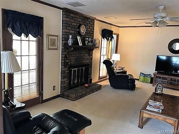 5th image of 2132 E Aberdeen Dr