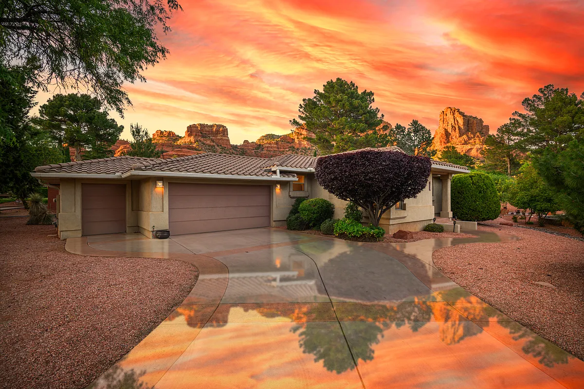 Building Photo - 230 Red Rock Cove Dr