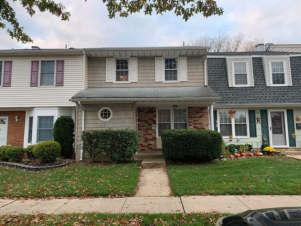 2nd image of 77 Kingsley Way