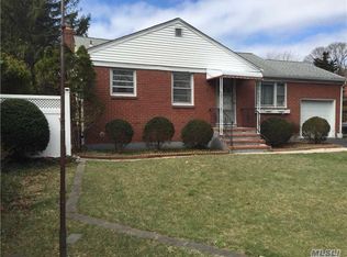 106 Wyandanch Blvd, Commack, NY 11725