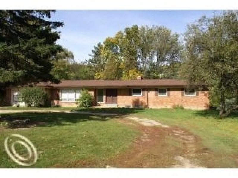 12945 Rattalee Lake Rd photo 1