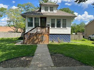 259 N Linden Ave, Westmont, IL 60559