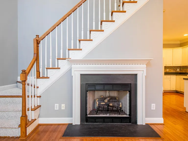 2 Park Village Ct #C — Photo 9