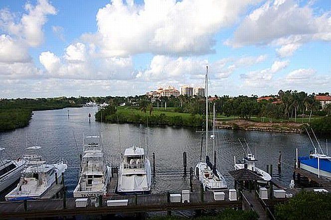 1st image of 6020 Paradise Point Dr