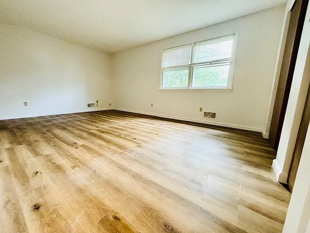 3985 Culver Rd — Photo 12