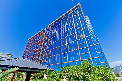 1555 Kapiolani Blvd Photo 1