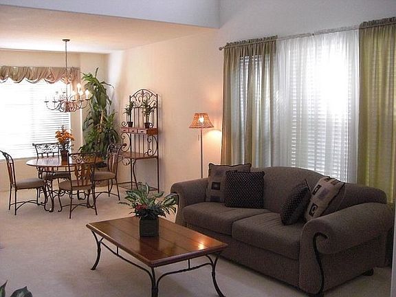 2nd image of 8620 E Sunnywalk Ln