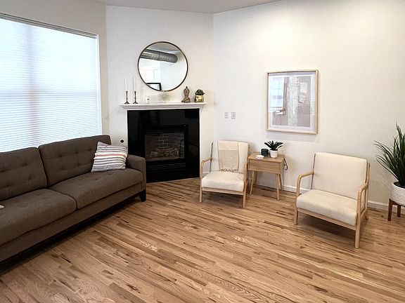 4th image of 1489 Steele St APT 106