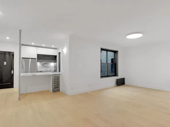 145 Henry St #2A, Brooklyn, NY 11201